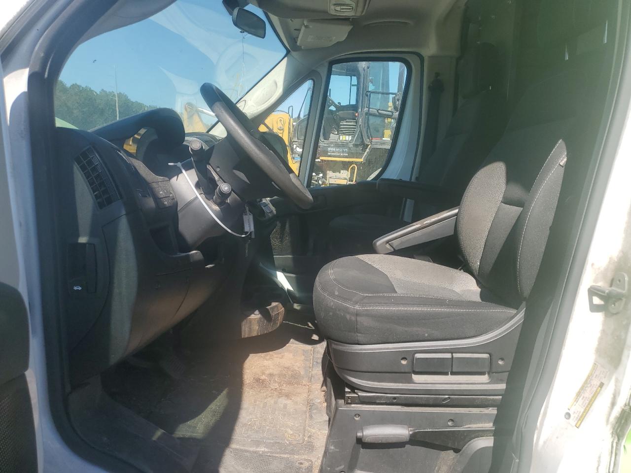 2018 Ram Promaster 2500 2500 High VIN: 3C6TRVDG1JE117478 Lot: 89455975