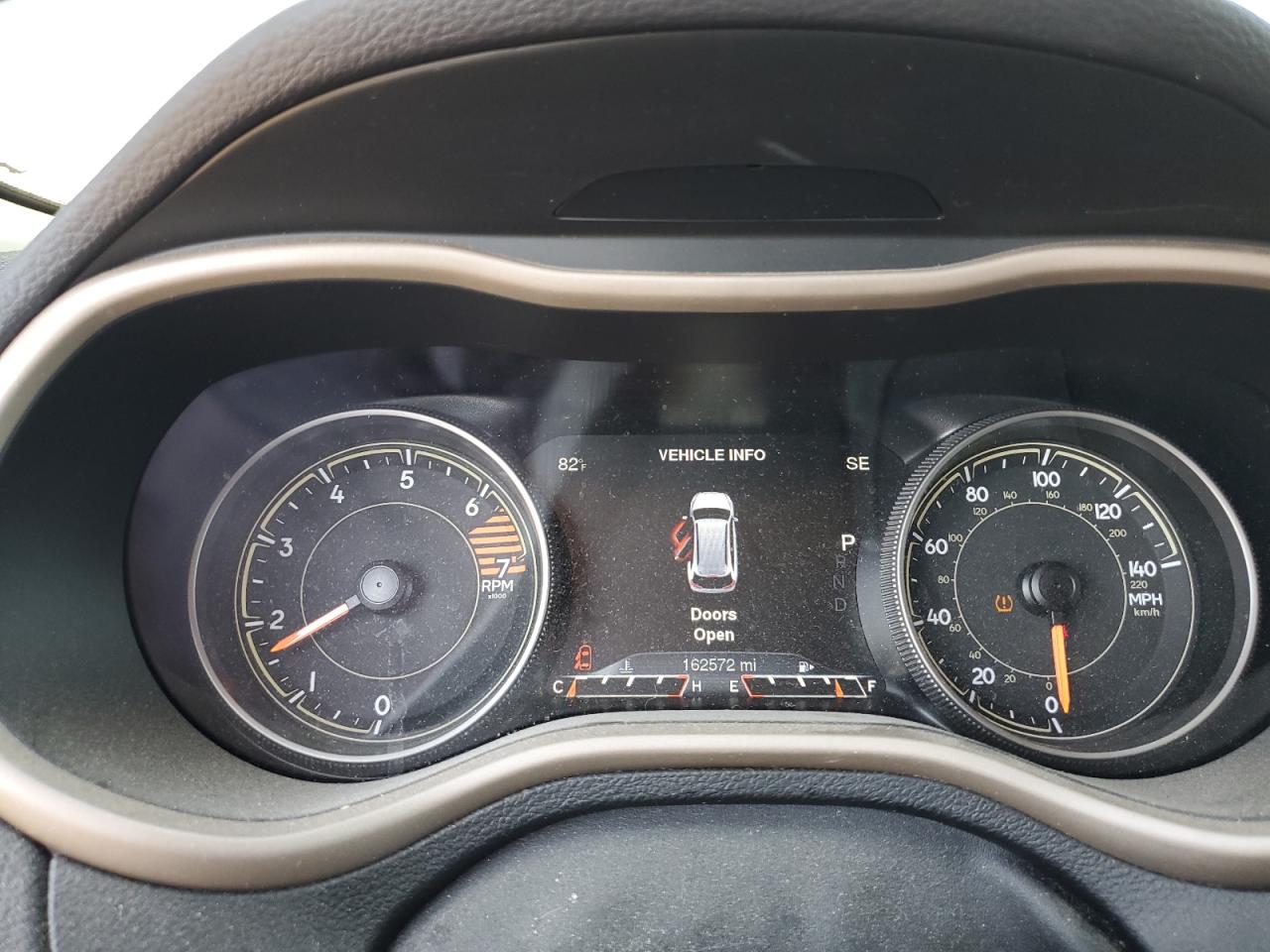 2017 Jeep Cherokee Limited VIN: 1C4PJLDB8HD232858 Lot: 81982865