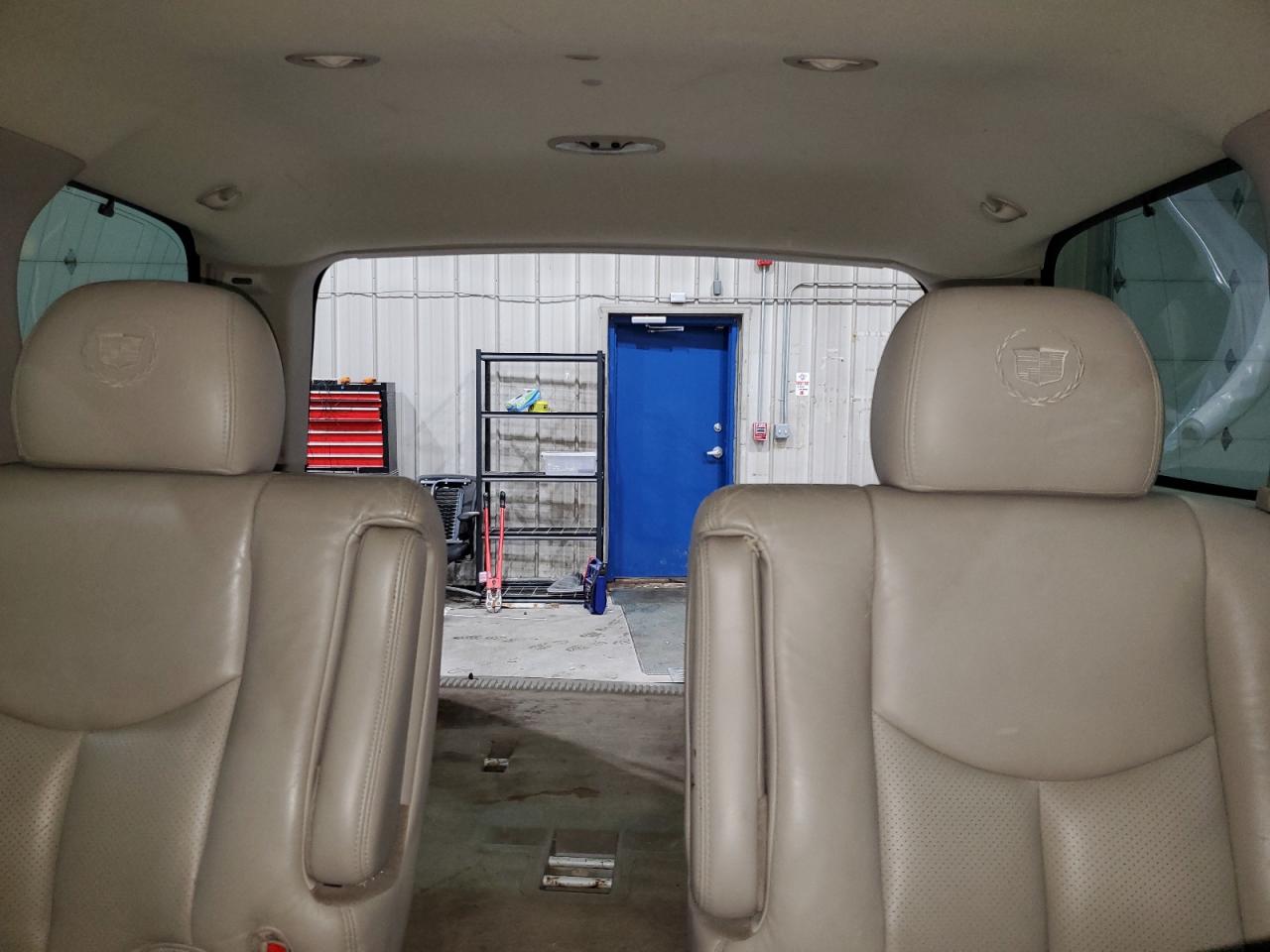 2005 Cadillac Escalade Luxury VIN: 1GYEK63N35R147856 Lot: 87464235