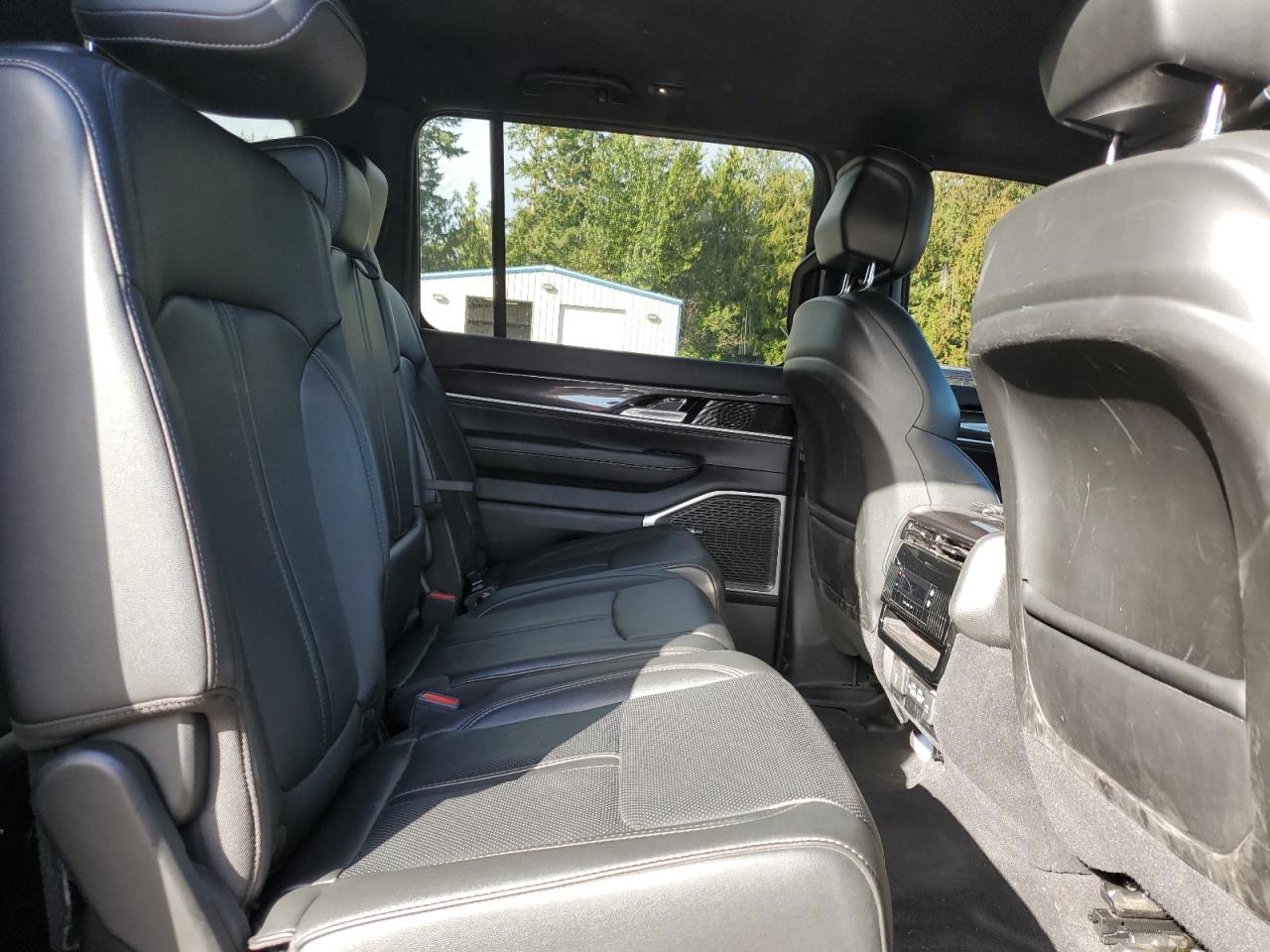 2023 Jeep Wagoneer L Series I VIN: 1C4SJSAP9PS562216 Lot: 85705755