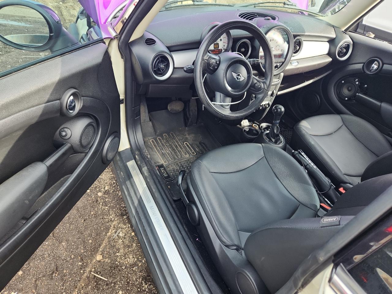 2013 Mini Cooper VIN: WMWSU3C59DT687552 Lot: 85378465