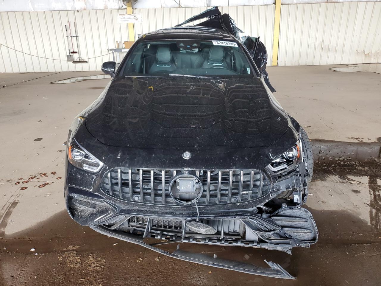 Фото: W1K7X5KB8RV000808