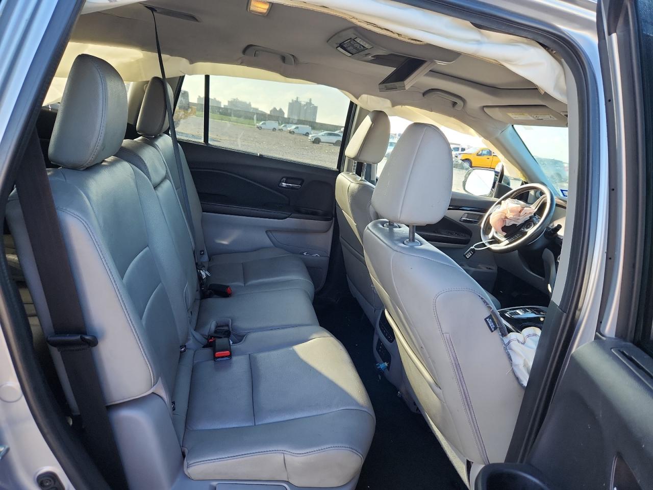 2016 Honda Pilot Touring VIN: 5FNYF5H98GB002964 Lot: 85582175