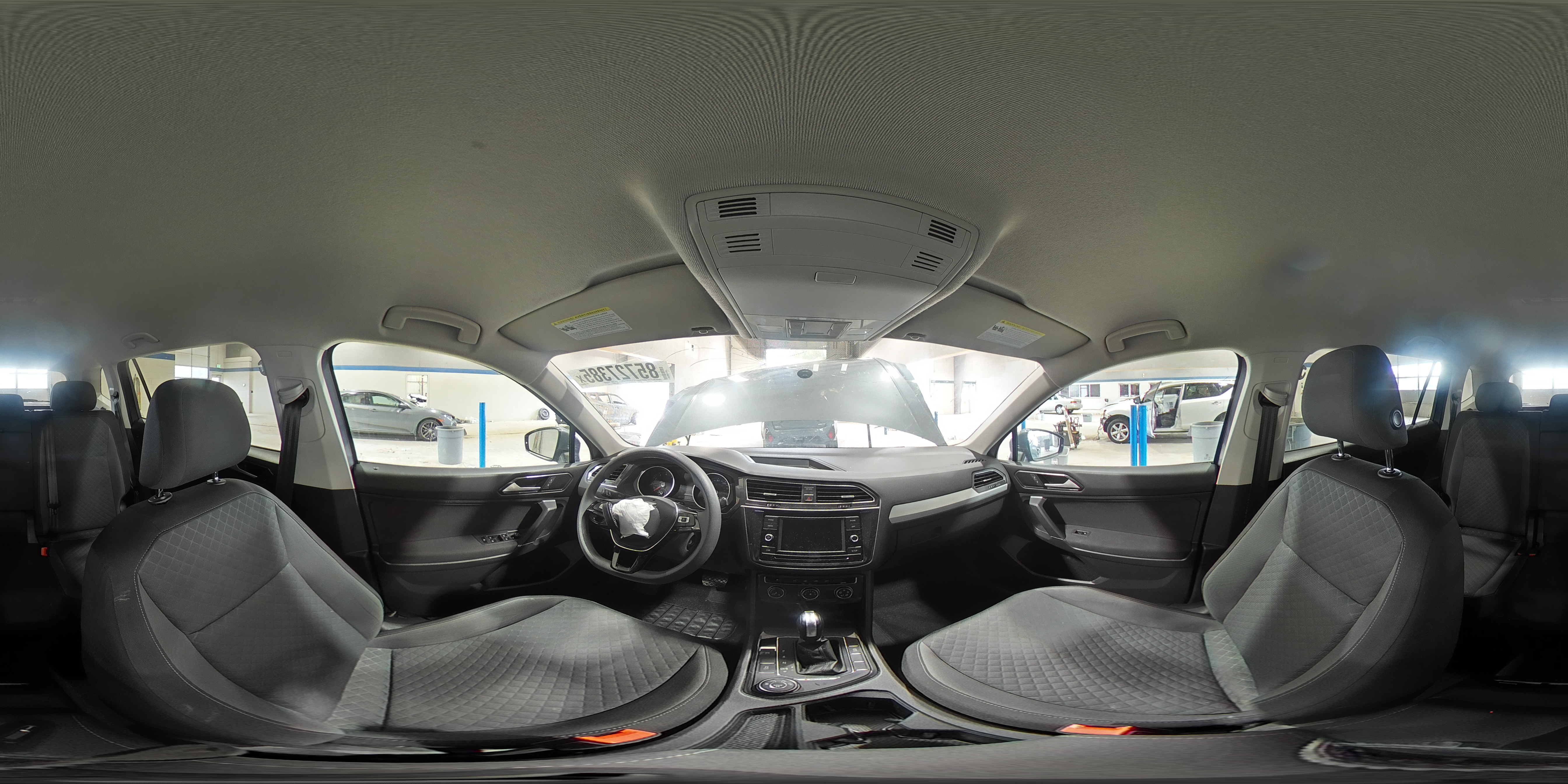 2018 Volkswagen Tiguan S VIN: 3VV0B7AX2JM066371 Lot: 85727385