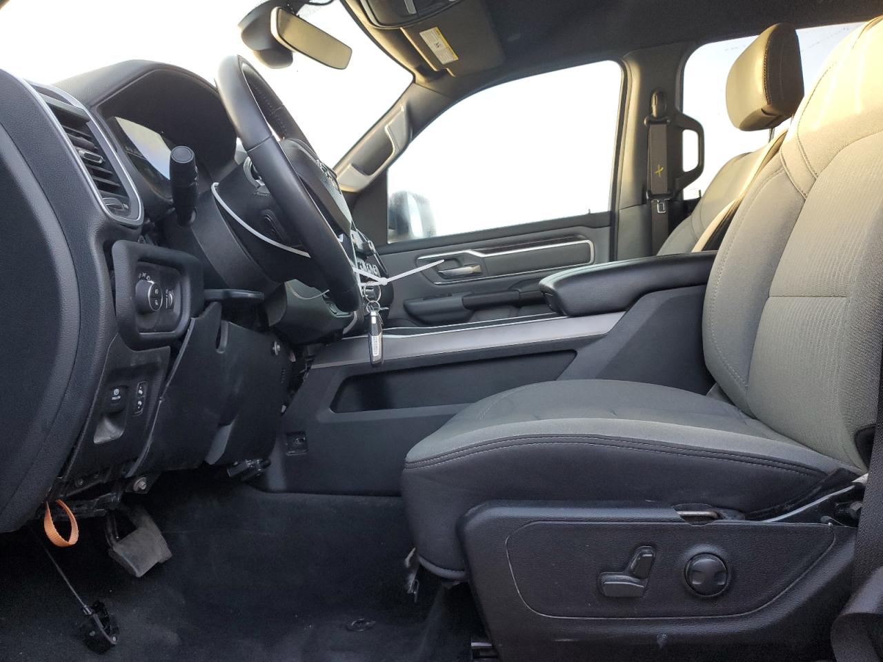 2022 Ram 1500 Big Horn/Lone Star VIN: 1C6RRFFG6NN343191 Lot: 89841395