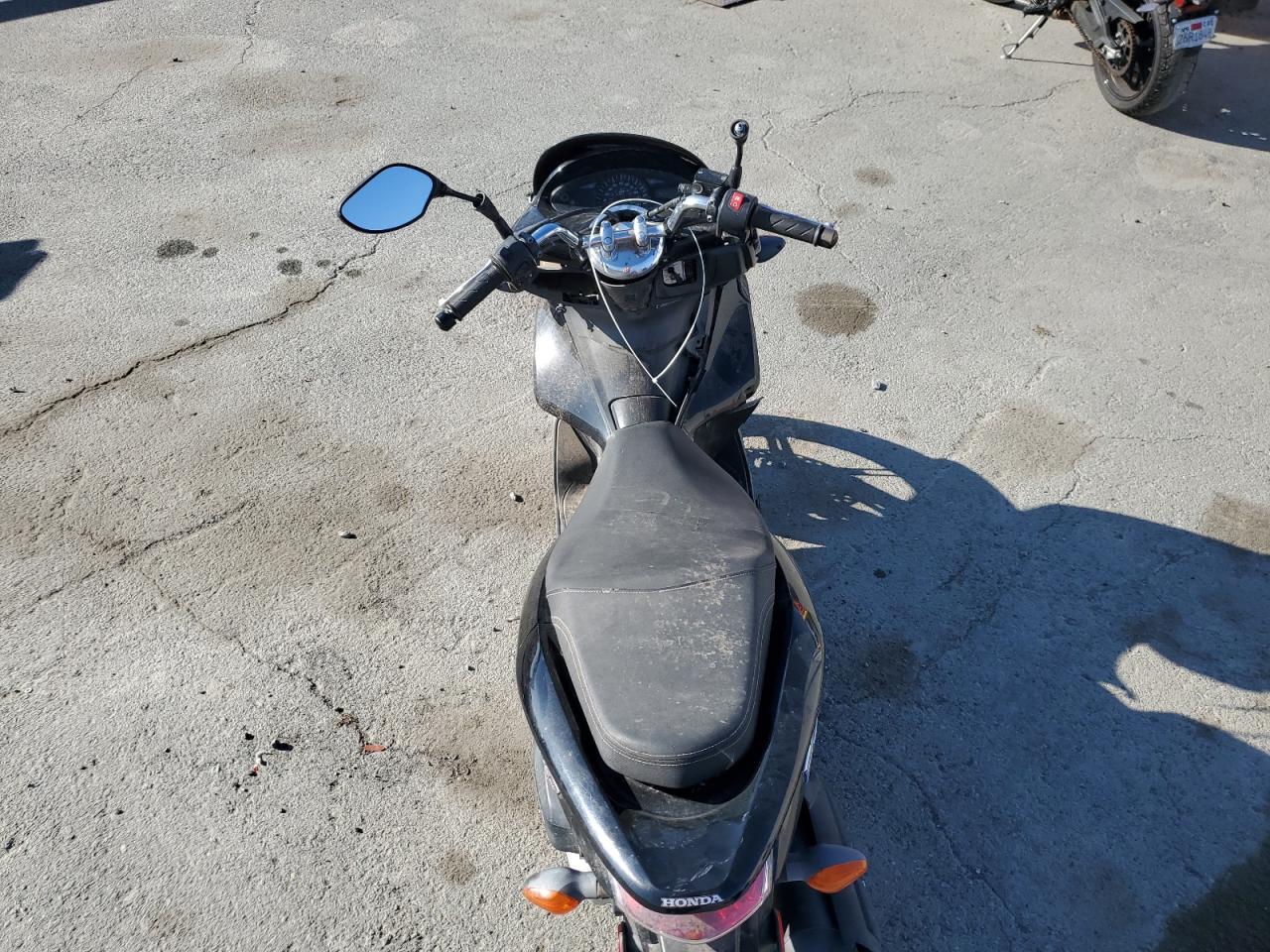 2013 Honda Pcx 150 VIN: MLHKF121XD5003948 Lot: 90142635