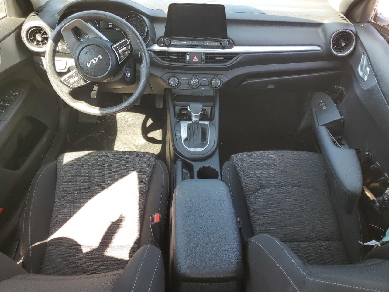 2023 Kia Forte Lx VIN: 3KPF24AD8PE616043 Lot: 86551035