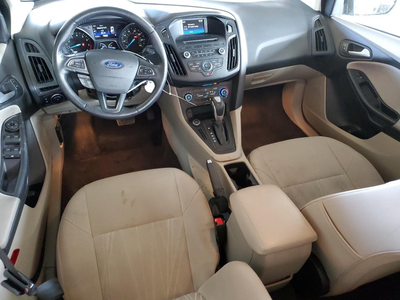 2016 Ford Focus Se VIN: 1FADP3K23GL276197 Lot: 84940285