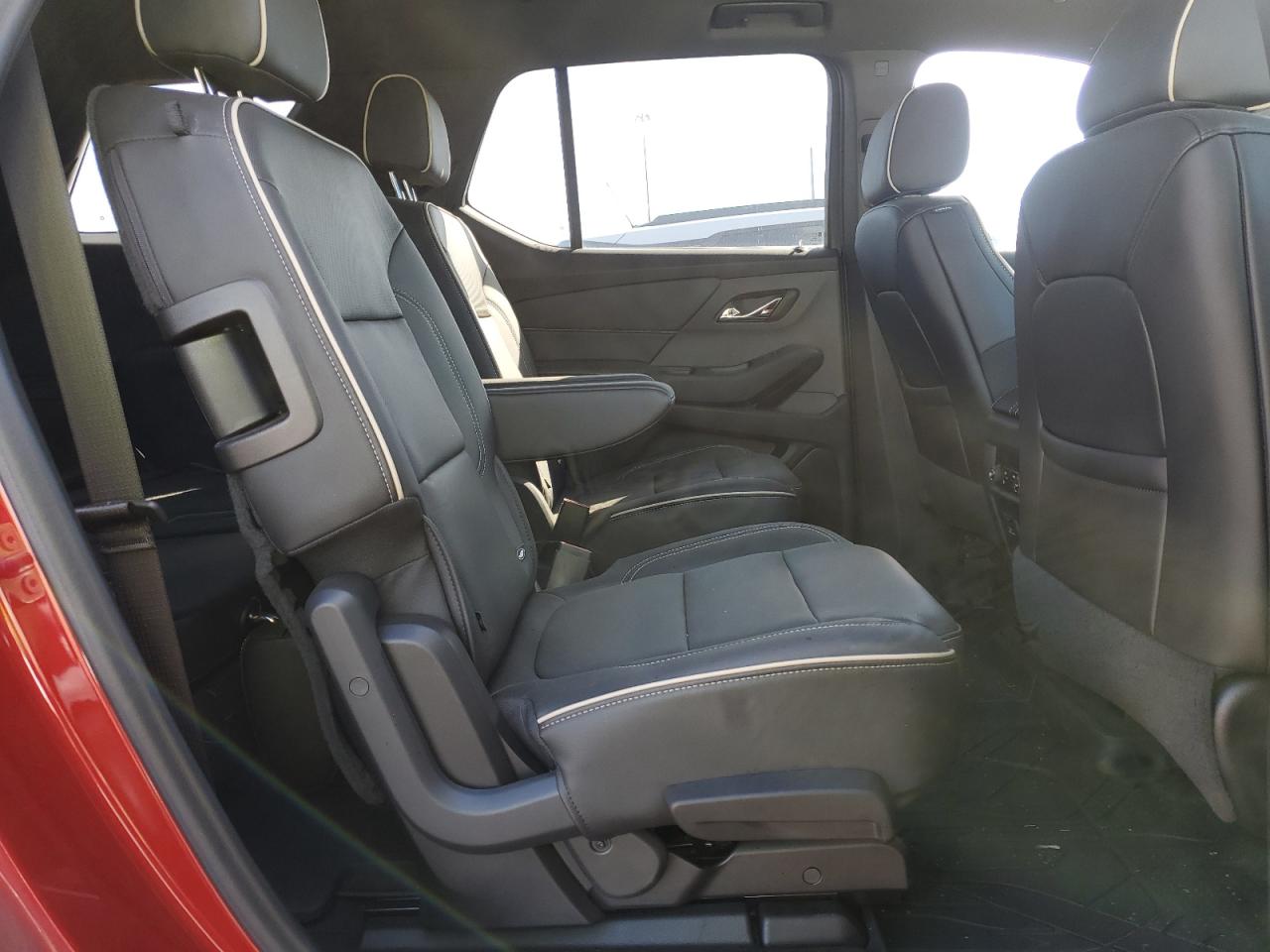2022 Chevrolet Traverse Premier VIN: 1GNEVKKW2NJ132898 Lot: 89561575