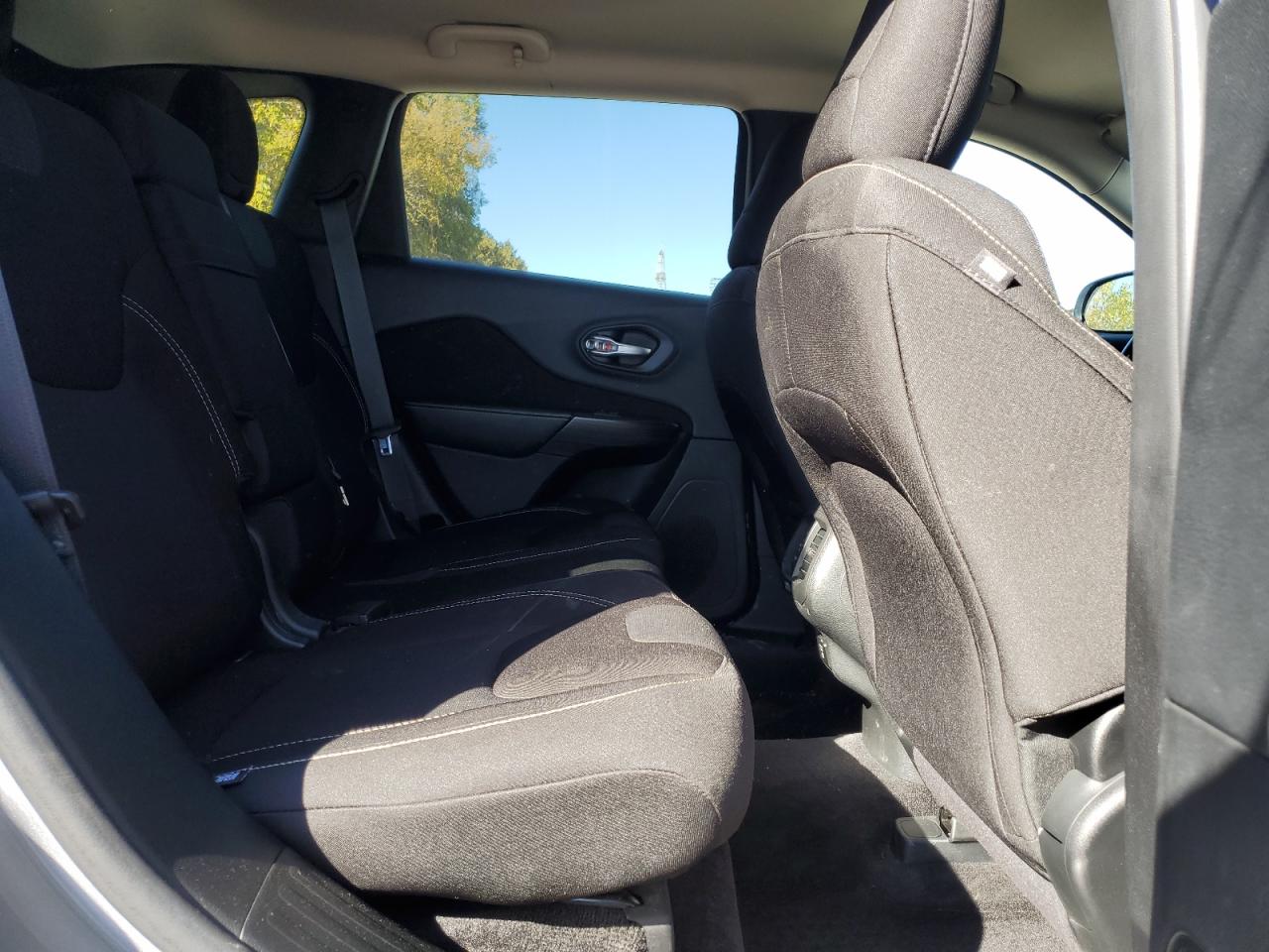 2015 Jeep Cherokee Latitude VIN: 1C4PJMCS7FW514322 Lot: 86612225