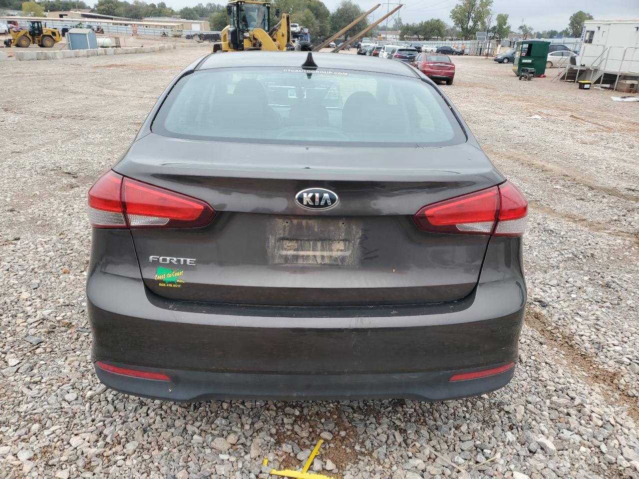 2017 Kia Forte Lx VIN: 3KPFK4A70HE157585 Lot: 90263315