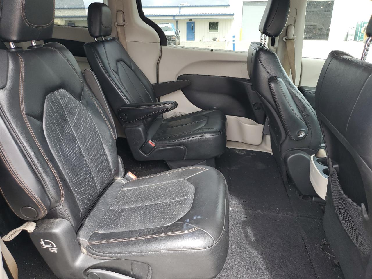 2020 Chrysler Pacifica Touring L VIN: 2C4RC1BG6LR276319 Lot: 81896895