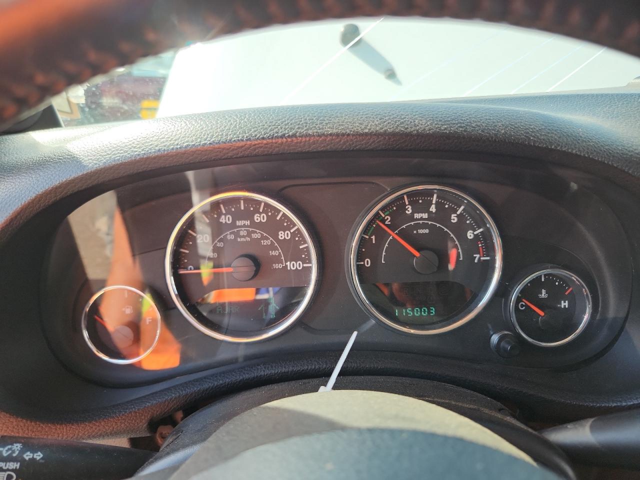 2014 Jeep Wrangler Unlimited Sahara VIN: 1C4BJWEG3EL220155 Lot: 82394035