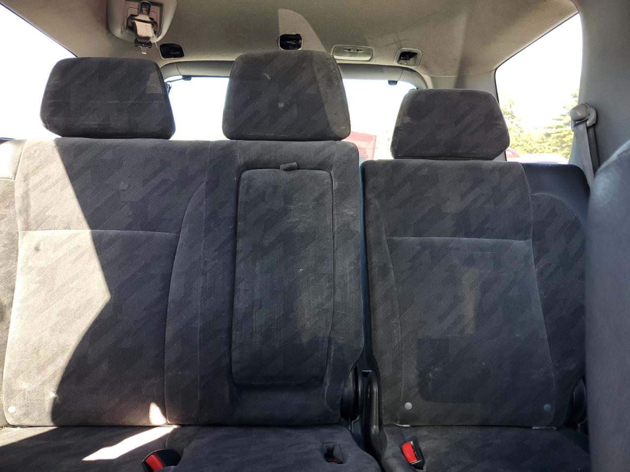 2004 Honda Cr-V Ex VIN: JHLRD78824C012575 Lot: 81960135