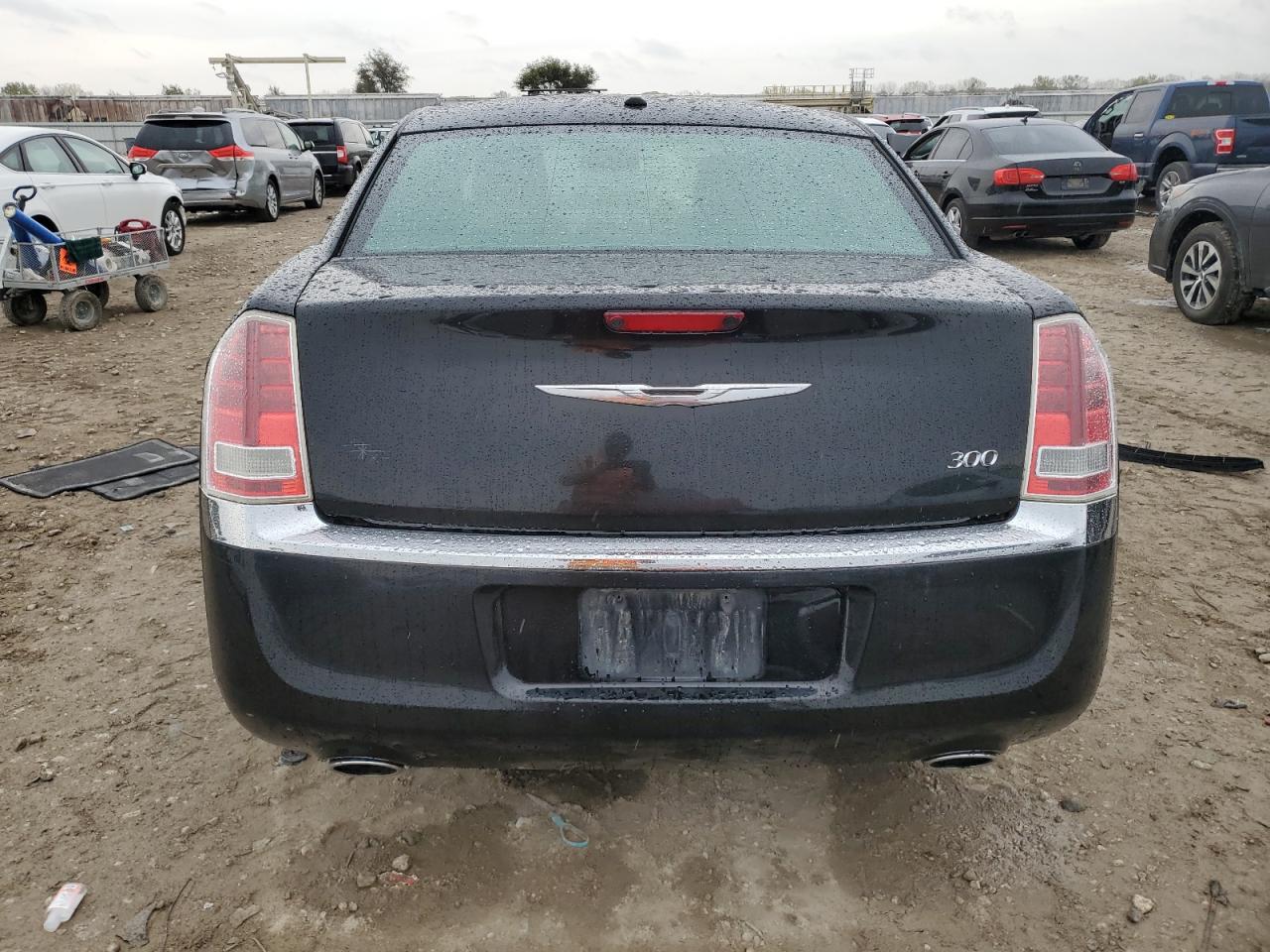 2013 Chrysler 300 VIN: 2C3CCAAG2DH553275 Lot: 82739805