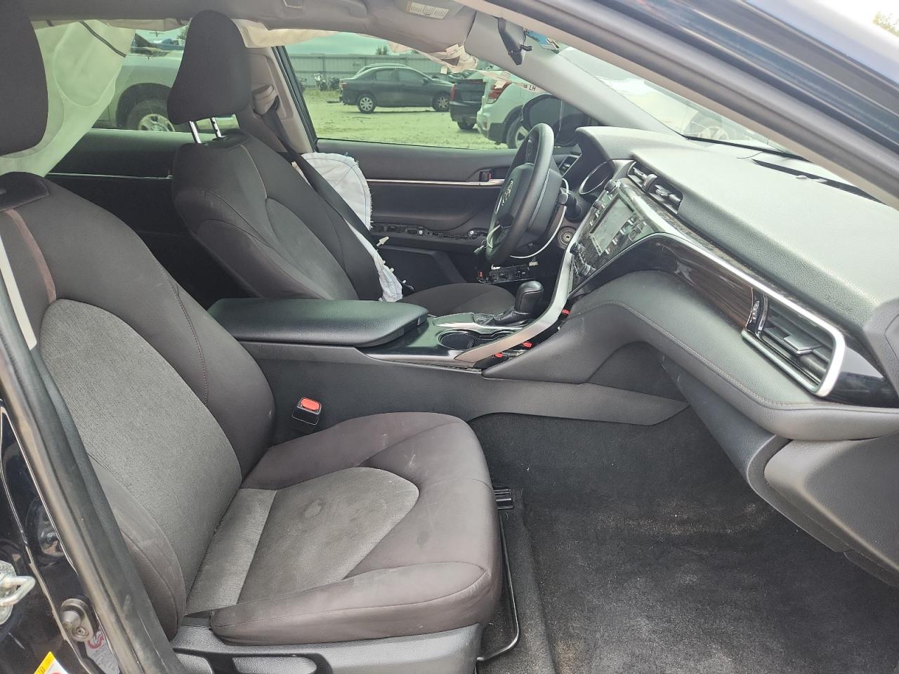 2018 Toyota Camry L VIN: 4T1B11HK4JU520225 Lot: 82371335