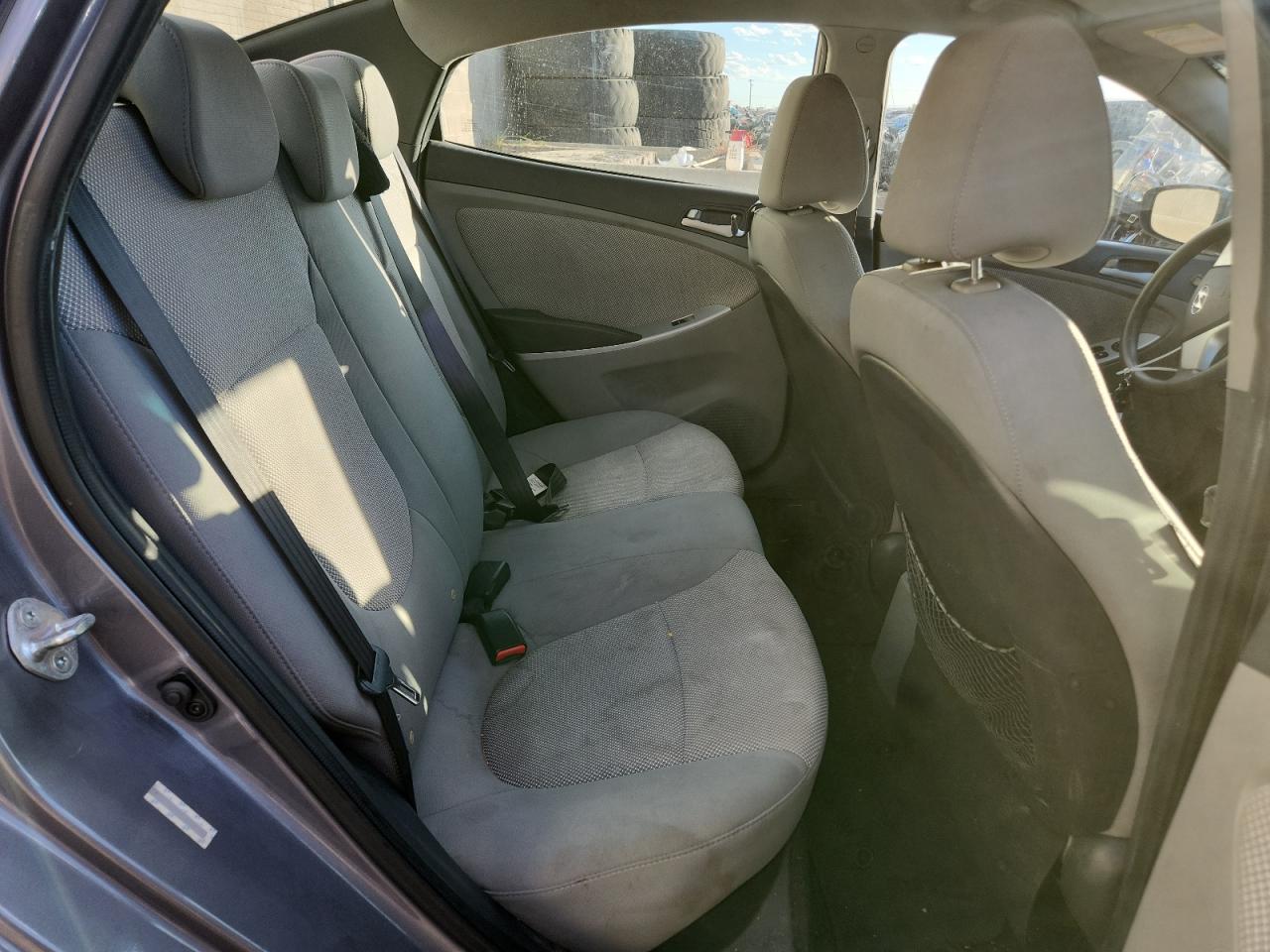 2013 Hyundai Accent Gls VIN: KMHCT4AE4DU505975 Lot: 89684995