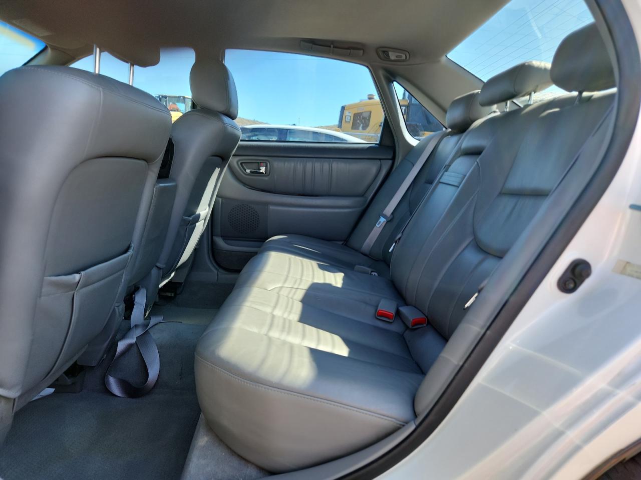 2002 Toyota Avalon Xl VIN: 4T1BF28B72U223880 Lot: 85734725