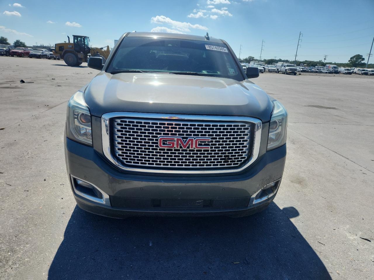 2017 GMC Yukon Xl Denali VIN: 1GKS1HKJ6HR190571 Lot: 85742505