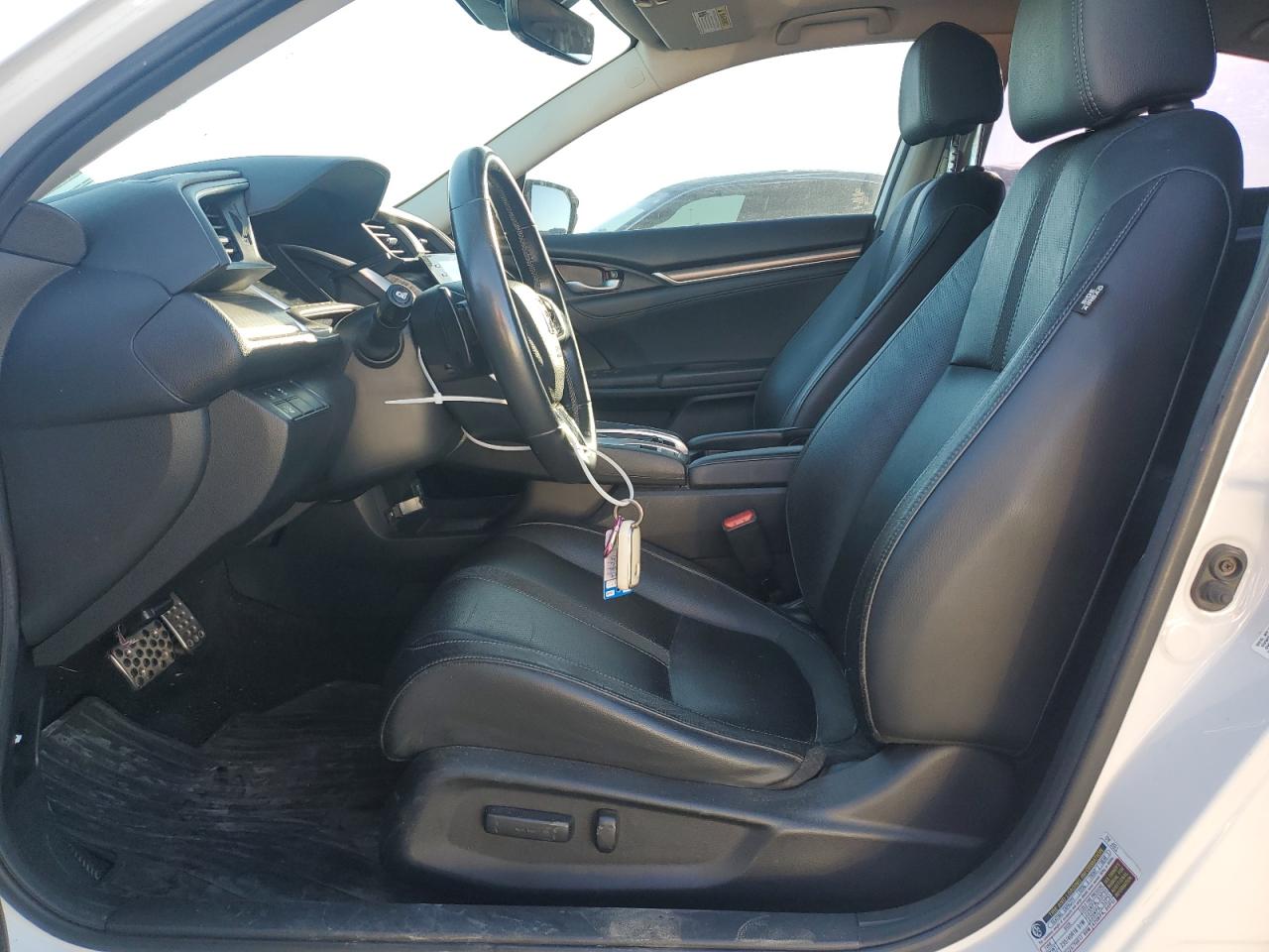 2019 Honda Civic Touring VIN: 19XFC1F94KE200077 Lot: 84920195