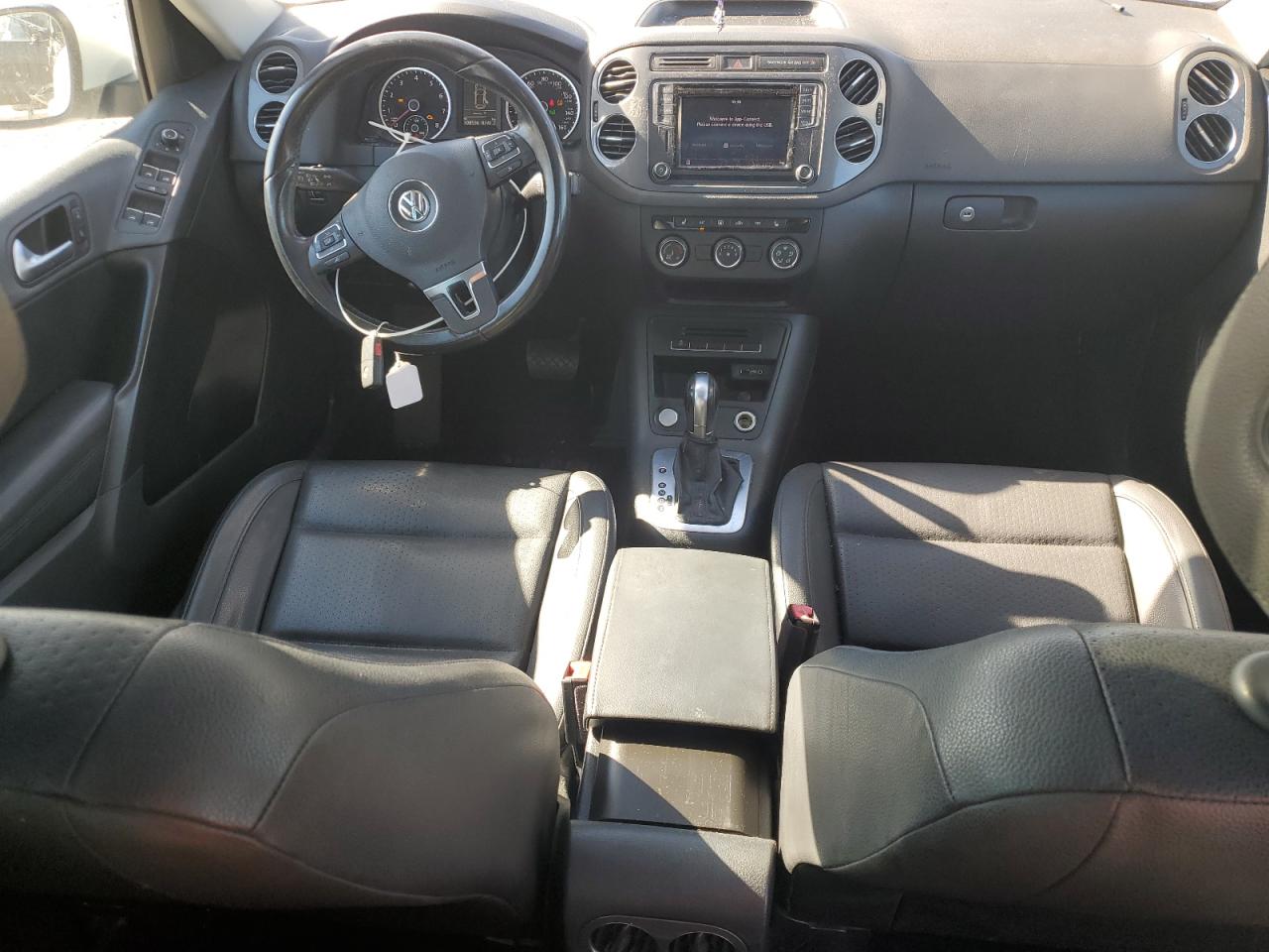 2017 Volkswagen Tiguan Wolfsburg VIN: WVGRV7AX2HK007878 Lot: 90006265