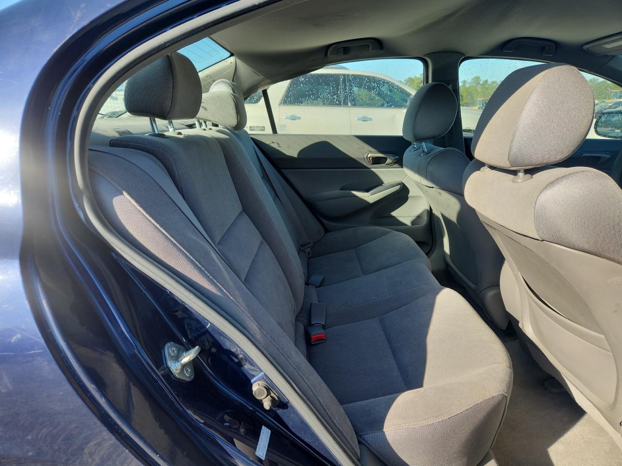 2007 Honda Civic Lx VIN: 1HGFA16537L099388 Lot: 86312795