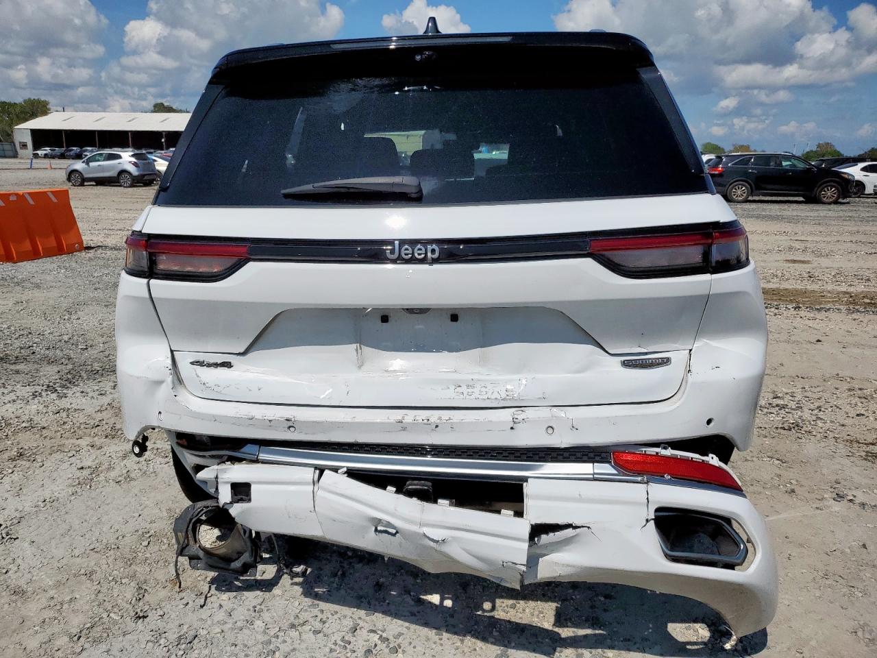 2022 Jeep Grand Cherokee Summit VIN: 1C4RJHEG6N8635421 Lot: 85875165