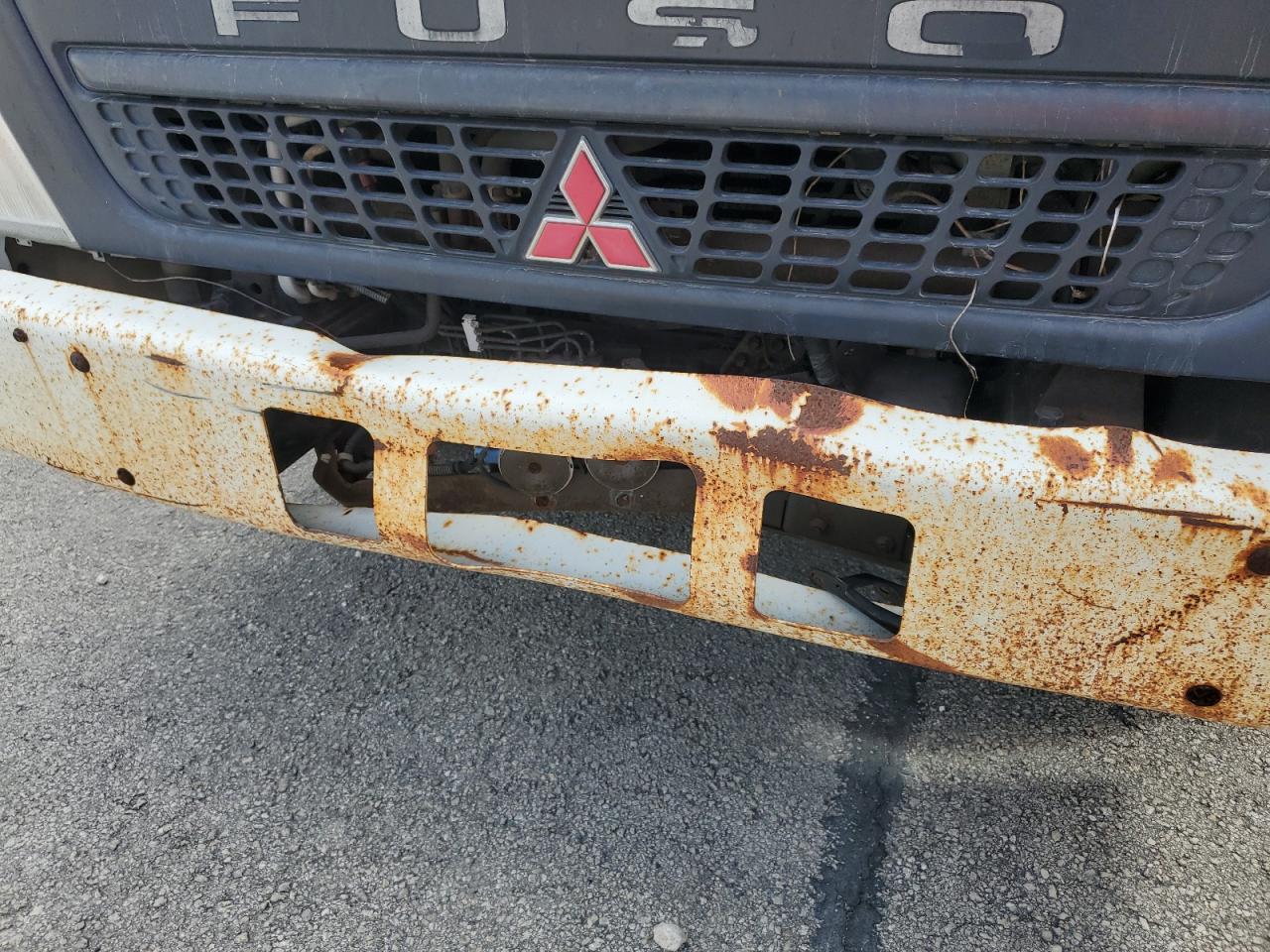 2006 Mitsubishi Fe 84D Flatbed Truck VIN: JL6BBE1S36K009327 Lot: 90546425