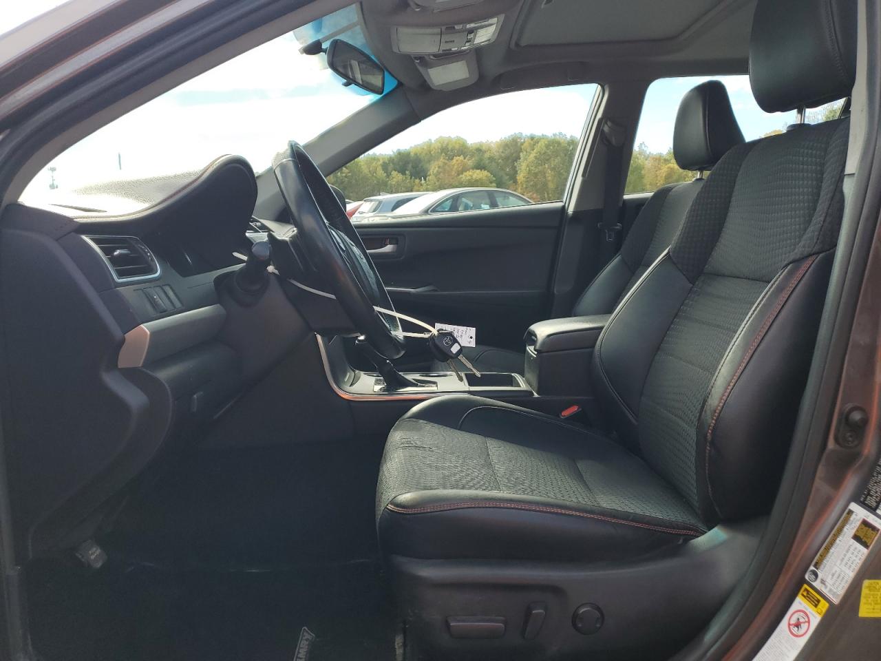 2015 Toyota Camry Le VIN: 4T1BF1FK9FU928733 Lot: 87030945