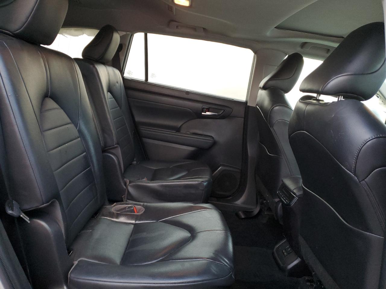 2022 Toyota Highlander Xle VIN: 5TDGZRBH2NS220711 Lot: 89523895