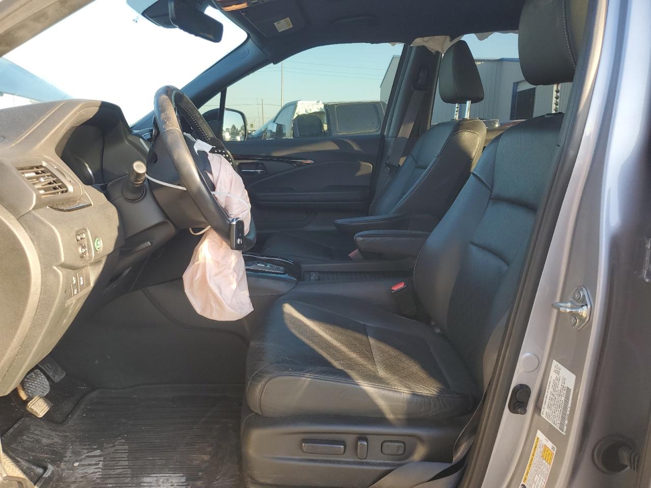 2020 Honda Passport Touring VIN: 5FNYF8H96LB015594 Lot: 86551875