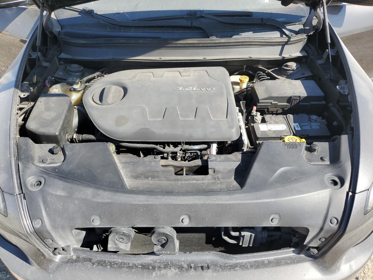 2014 Jeep Cherokee Limited VIN: 1C4PJLDS0EW217089 Lot: 82721925