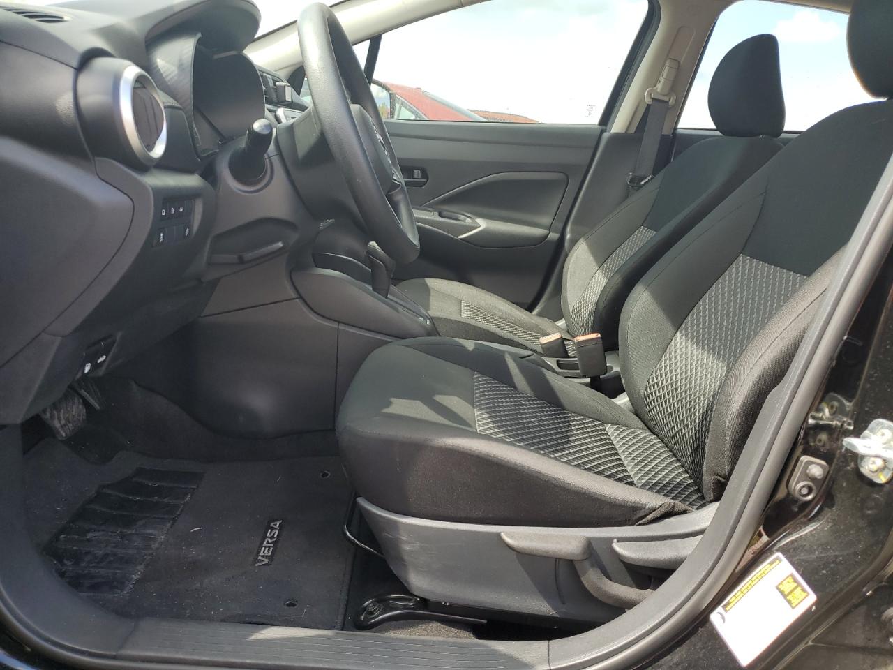 2024 Nissan Versa S VIN: 3N1CN8DV5RL921345 Lot: 82005025