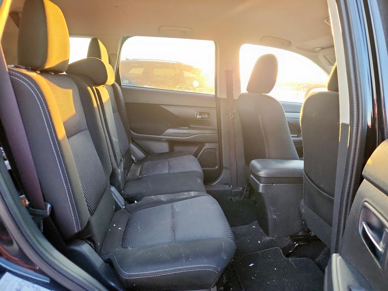 2018 Mitsubishi Outlander Se VIN: JA4AD3A35JZ016365 Lot: 86092925