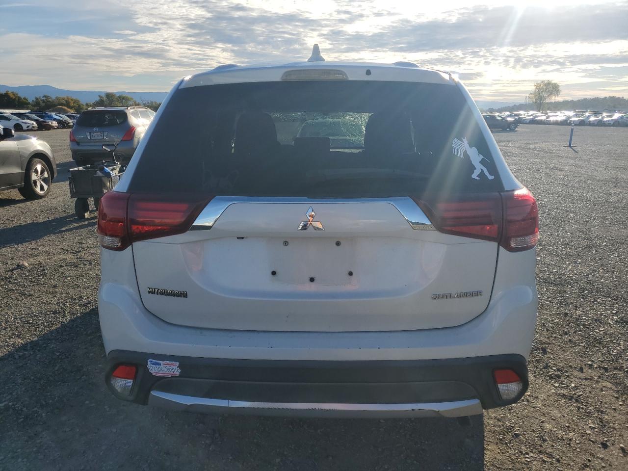 2018 Mitsubishi Outlander Se VIN: JA4AZ3A33JZ054016 Lot: 82540885