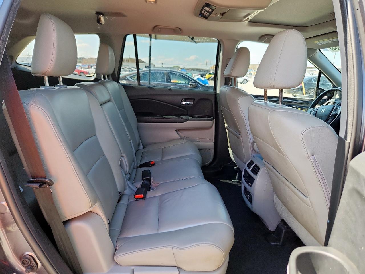 2016 Honda Pilot Touring VIN: 5FNYF5H99GB001760 Lot: 85192465