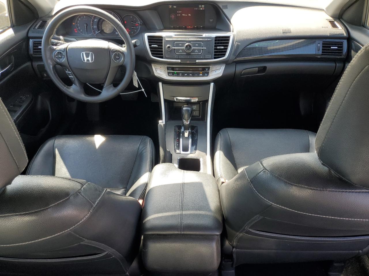 2015 Honda Accord Sport VIN: 1HGCR2F58FA135832 Lot: 82215625