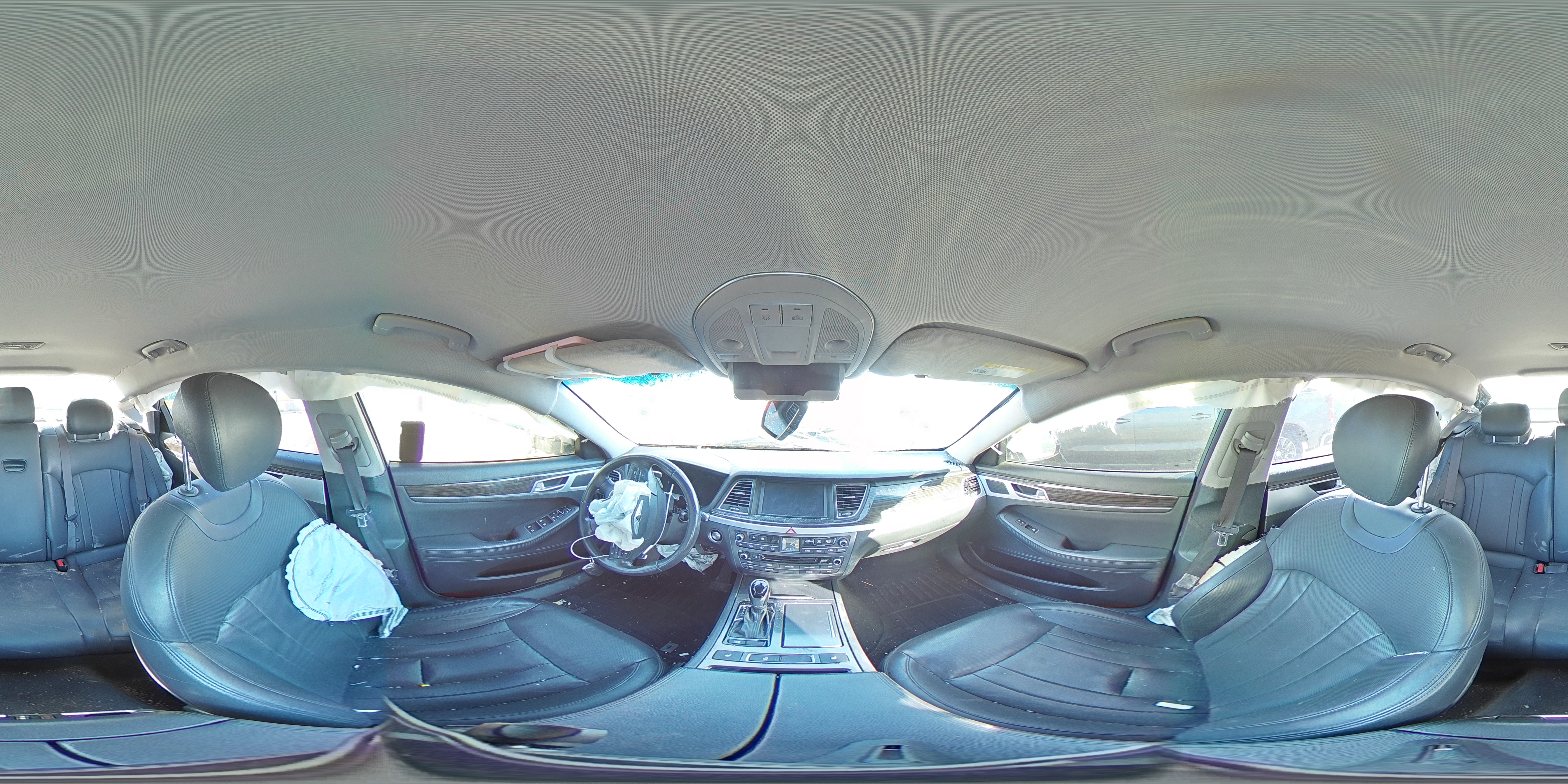 2015 Hyundai Genesis 3.8L VIN: KMHGN4JE9FU021136 Lot: 84779005