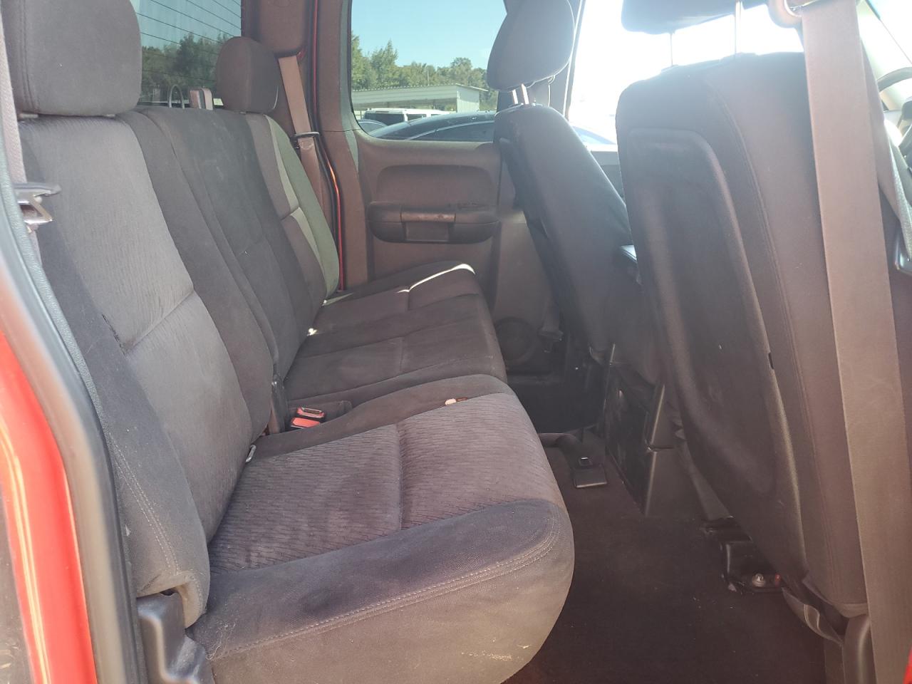 2011 Chevrolet Silverado K1500 Lt VIN: 1GCRKSE33BZ302428 Lot: 85173515