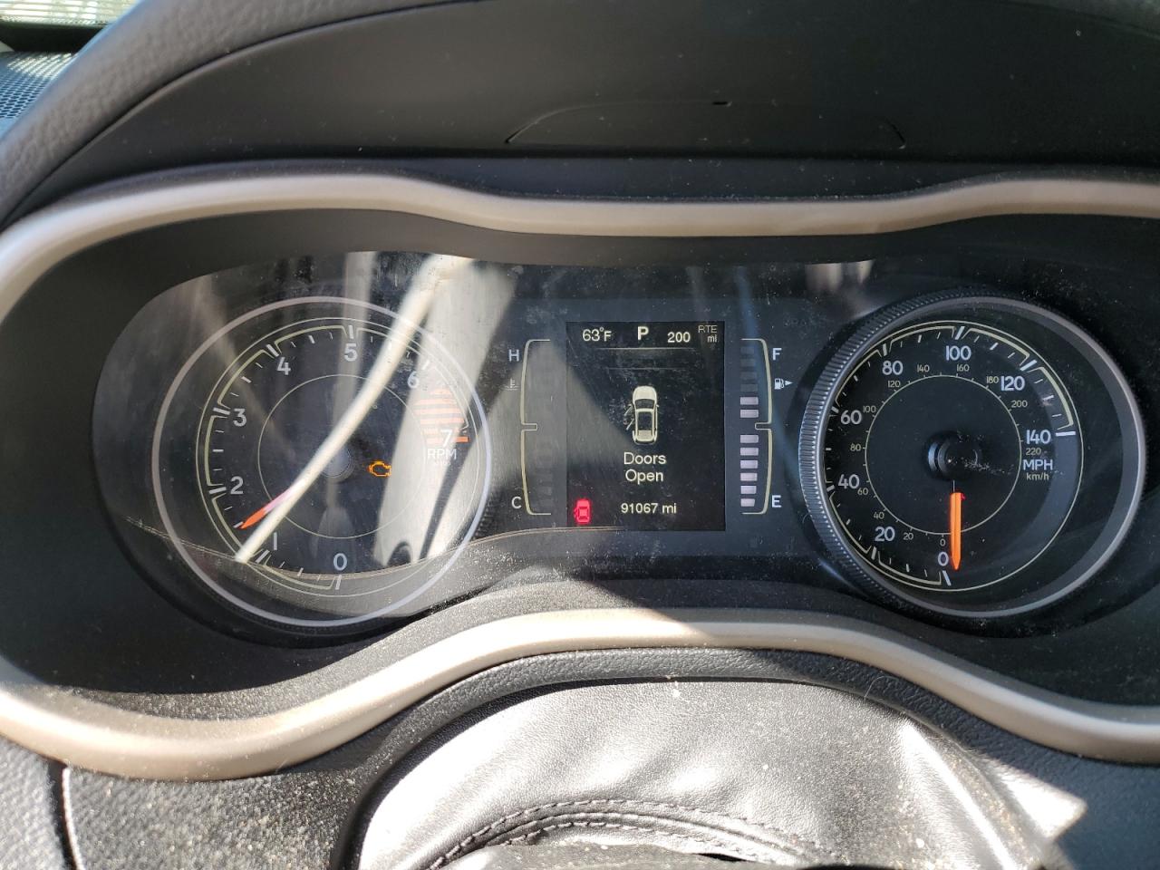 2016 Jeep Cherokee Latitude VIN: 1C4PJMCB7GW333058 Lot: 89691255