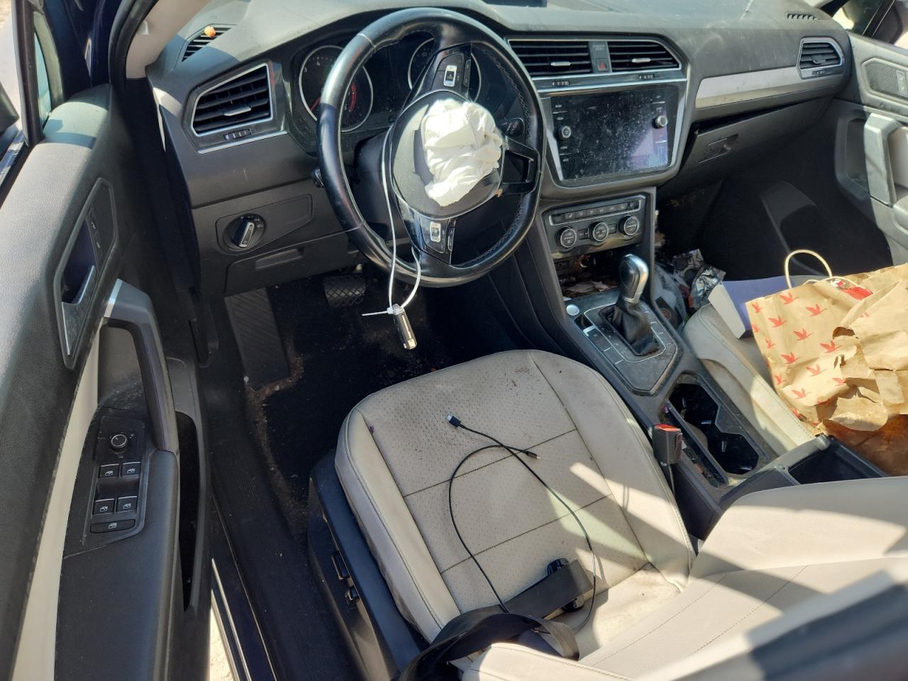 2019 Volkswagen Tiguan Se VIN: 3VV3B7AX4KM043950 Lot: 84763775