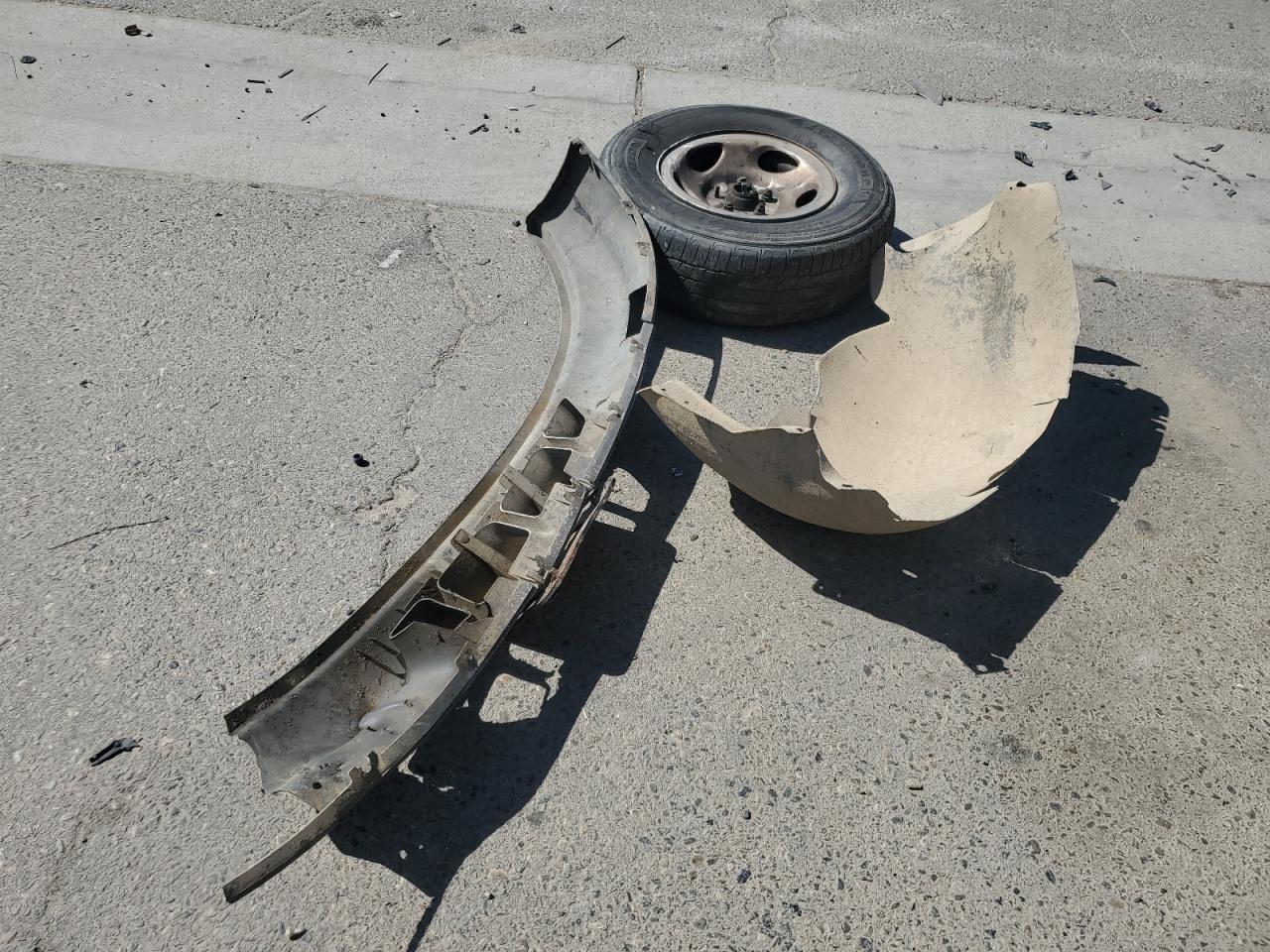 2002 Ford F150 VIN: 1FTRX17W12NA24929 Lot: 81983265