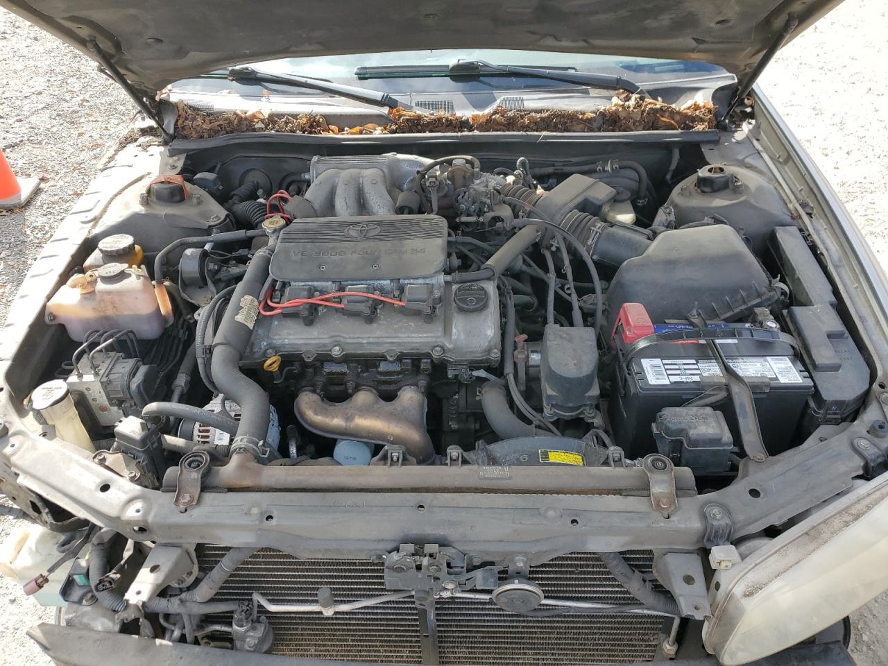 2000 Toyota Camry Le VIN: 4T1BF28K5YU110258 Lot: 90352495