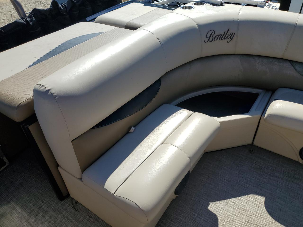 2018 Bently Arnage R VIN: ENB16066E718 Lot: 85559425