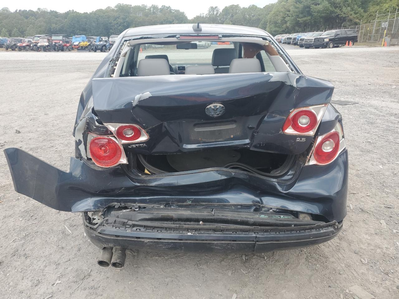 2005 Volkswagen New Jetta 2.5L Option Package 2 VIN: 3VWDF71K45M634339 Lot: 85592225