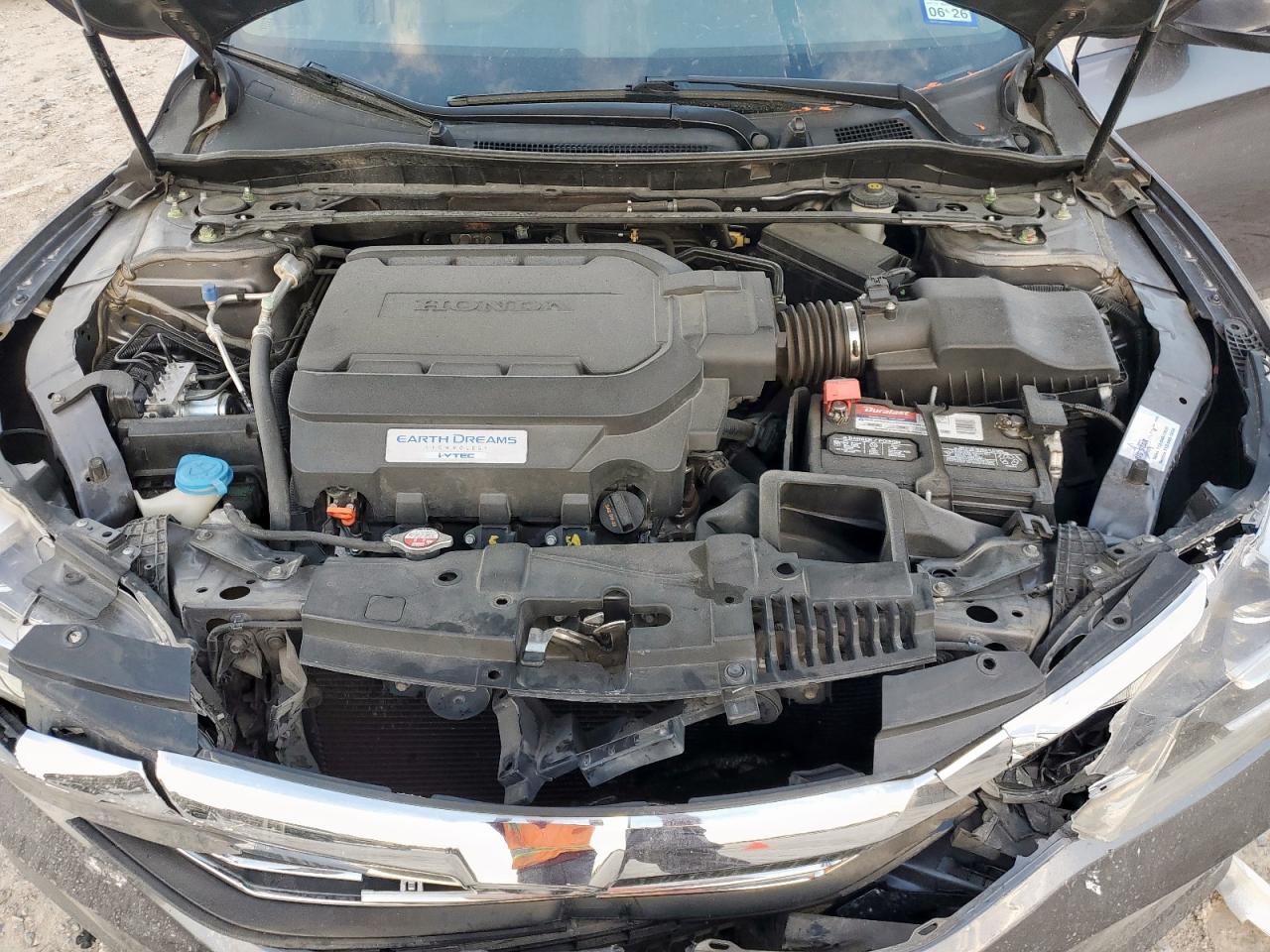 2016 Honda Accord Exl VIN: 1HGCR3F85GA024172 Lot: 82309845