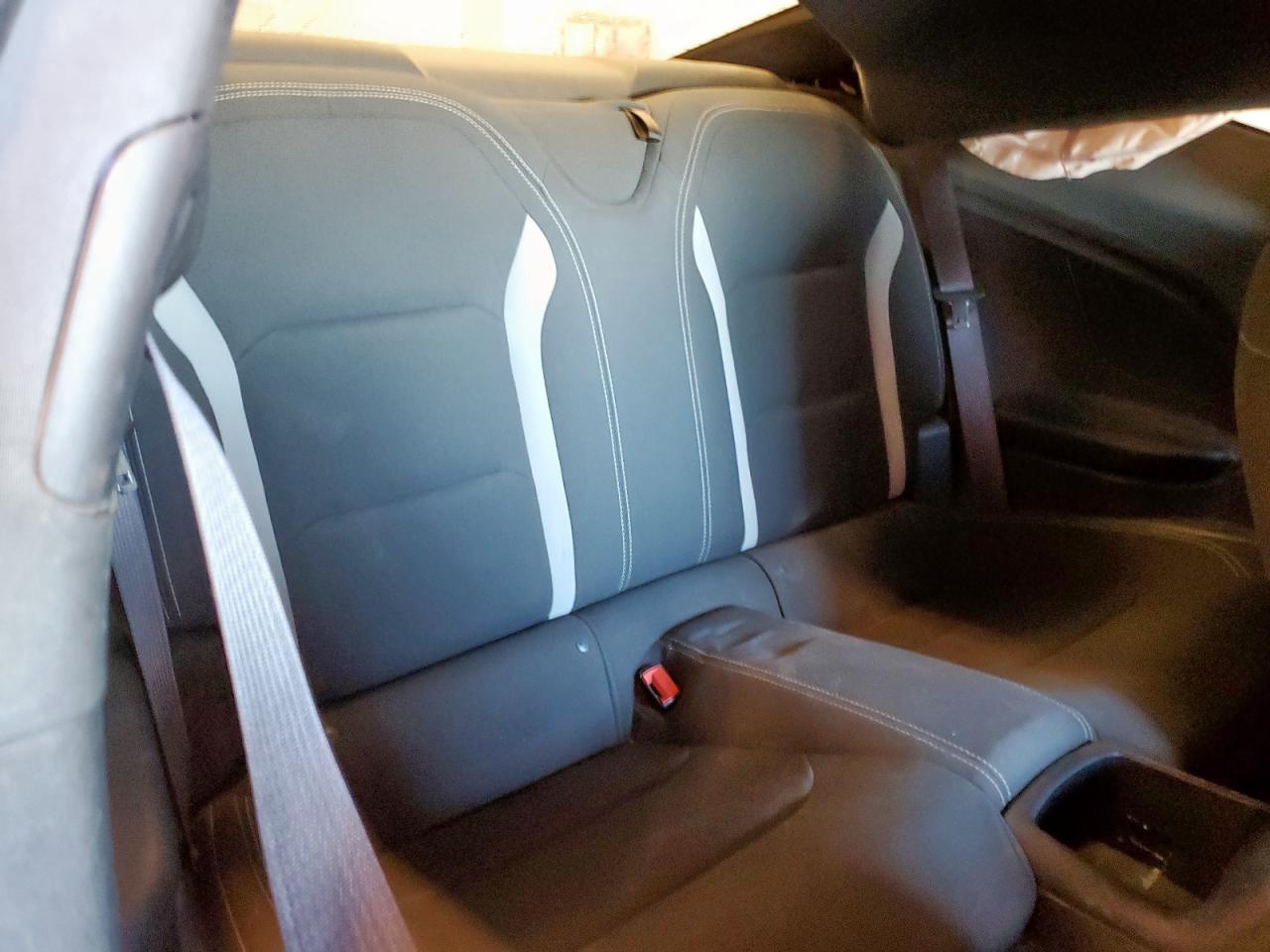 2017 Chevrolet Camaro Lt VIN: 1G1FB1RX0H0196858 Lot: 90332415