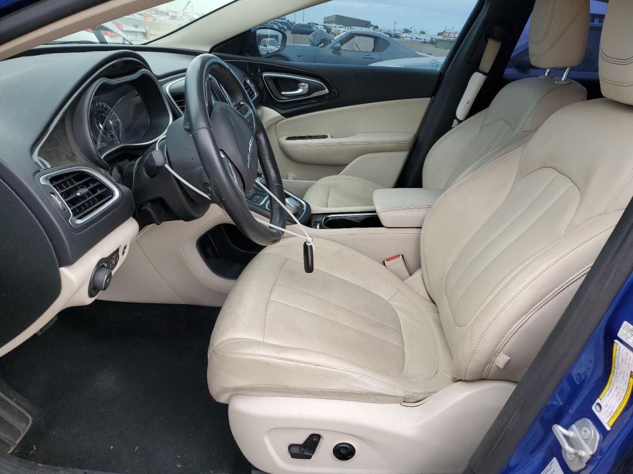 2015 Chrysler 200 C VIN: 1C3CCCCG2FN627622 Lot: 85339875