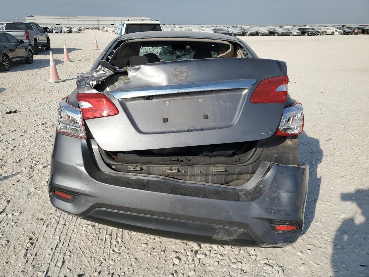 2018 Nissan Sentra S VIN: 3N1AB7AP5JY319410 Lot: 86869485