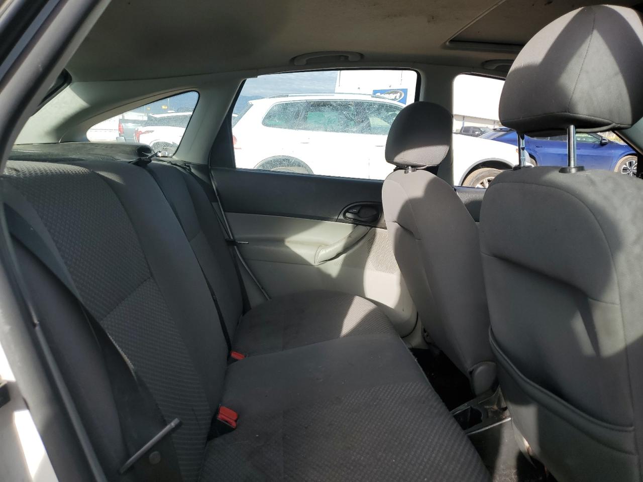 2006 Ford Focus Zx5 VIN: 1FAHP37N16W166783 Lot: 85948475